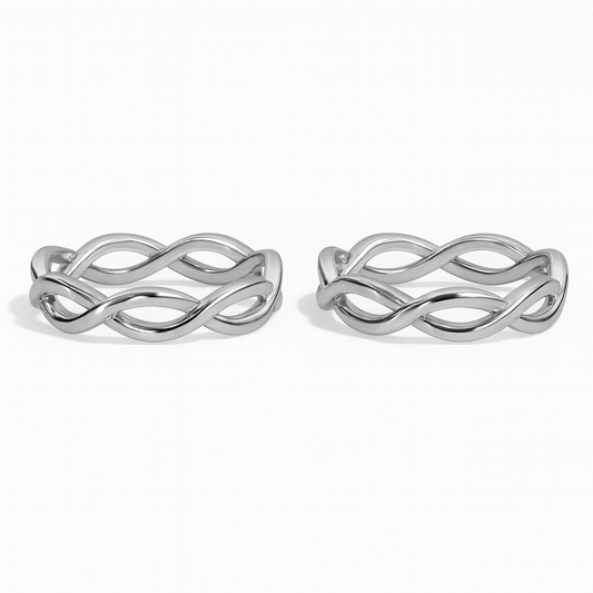 The Infinity Twist Toe Ring