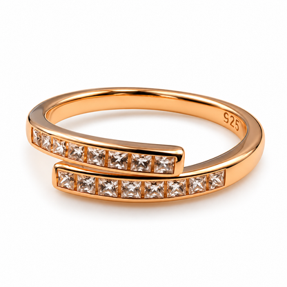 Elara Twist Ring
